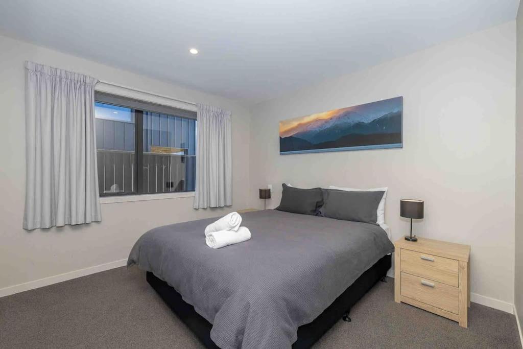 Great Views From New 2 Bedroom Apartment テアナウ エクステリア 写真